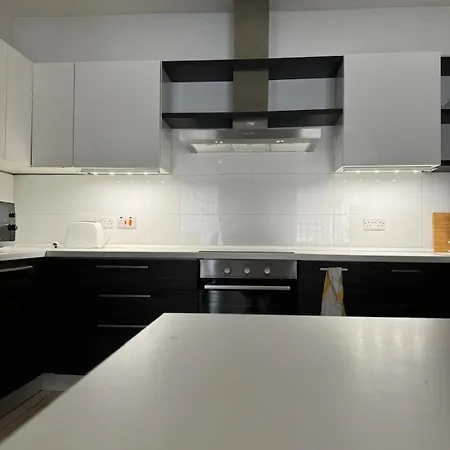 Balutta 3 Bedroom 3 Bathroom * Слима