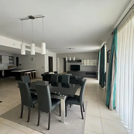 Balutta 3 Bedroom 3 Bathroom Sliema